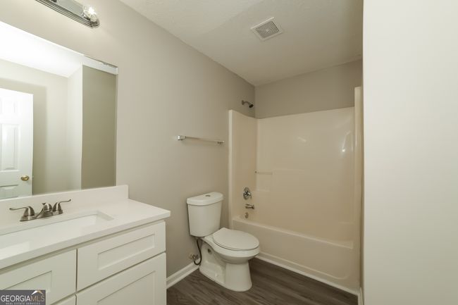1156 Misty Meadows Ln, House other with 3 bedrooms, 2 bathrooms and 2 parking in Hampton GA | Image 9