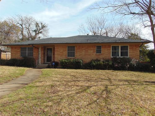 600 N Young Blvd, Desoto, TX, 75115-4442 | Card Image