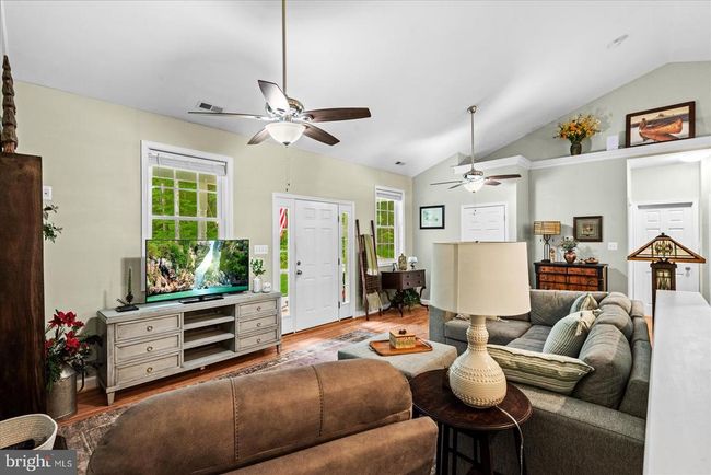126 Pioneer Trl, House other with 3 bedrooms, 2 bathrooms and null parking in Hague VA | Image 9