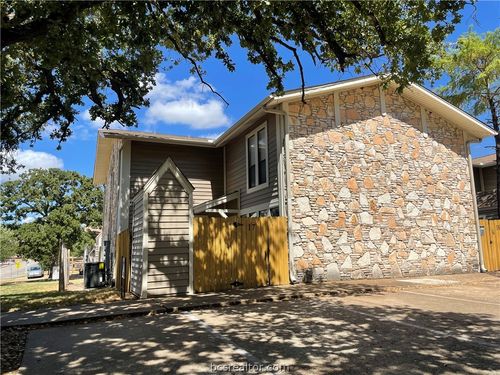 2101 Barak #17 Lane, Bryan, TX, 77802 | Card Image