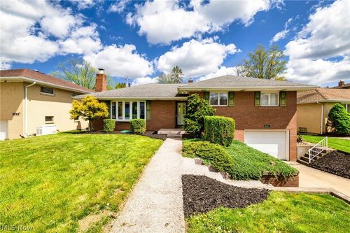 161 Stardust Dr, Wintersville, OH, 43953-3773 | Card Image