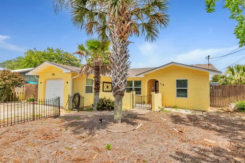 118 Lakeside Cir, Panama City Beach, FL, 32413-2405 | Card Image