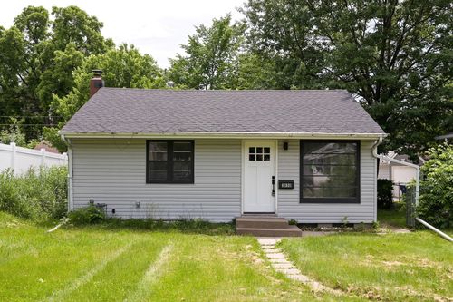 1850 Nebraska Ave E, Saint Paul, MN, 55119-4223 | Card Image