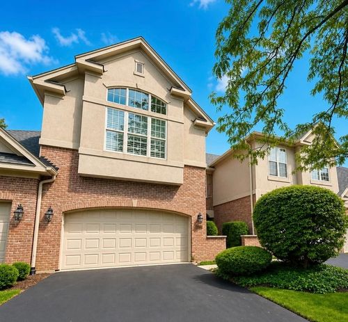 1204 Ashbrook Ct, Darien, IL, 60561-5527 | Card Image