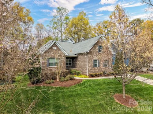 21277 Summerbrook Dr, Cornelius, NC, 28031-8542 | Card Image