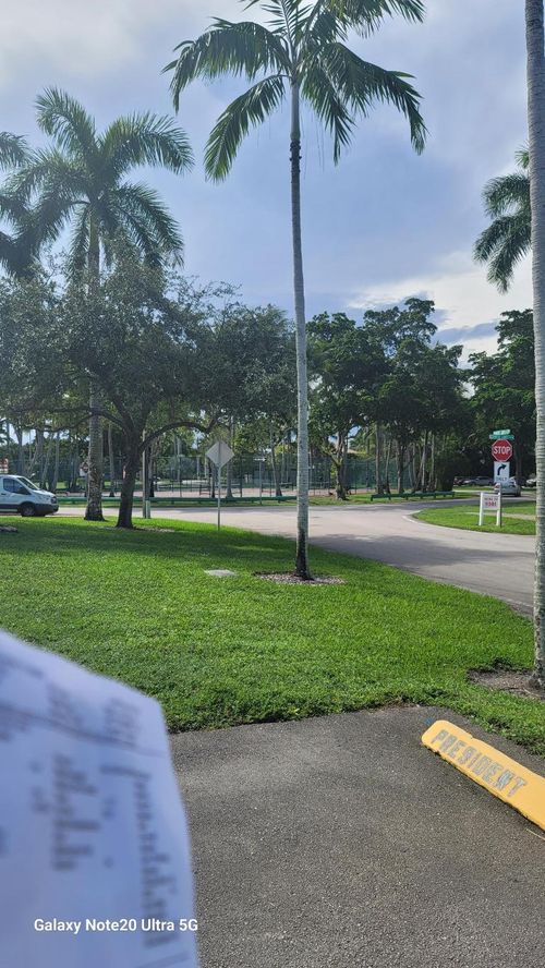 305-8060 N Sunrise Lakes Dr, Sunrise, FL, 33322-1668 | Card Image