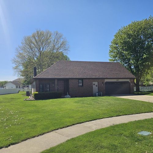 357 Princeton Ave, Bourbonnais, IL, 60914-1163 | Card Image
