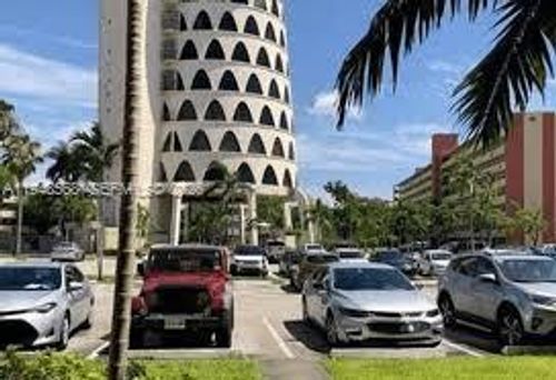 apt-202-1700 Ne 191st St, Miami, FL, 33179-4205 | Card Image