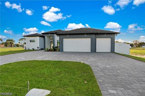 628 Chiquita Blvd N, Cape Coral, FL, 33993-7221 | Card Image