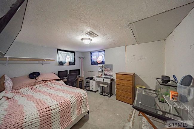 462 Ne Main St, House other with 4 bedrooms, 2 bathrooms and 1 parking in Blackfoot ID | Image 26