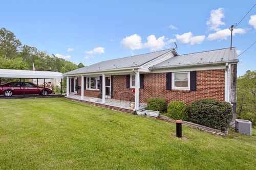 221 Locust Ln, Lebanon, VA, 24266-6628 | Card Image