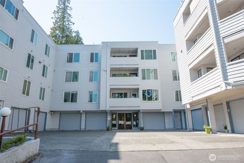 303-17417 Ashworth Ave N, Shoreline, WA, 98133-5463 | Card Image