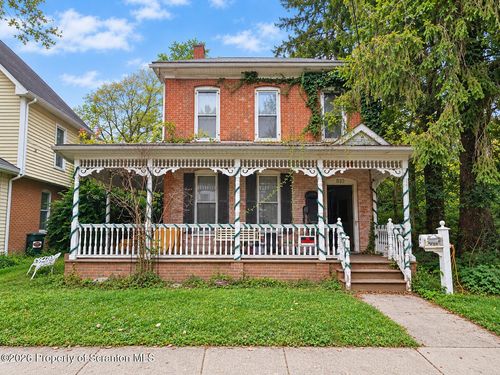 810 Scott St, Stroudsburg, PA, 18360-1818 | Card Image