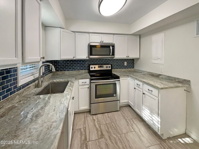 55 - 695 A1a N, Condo with 2 bedrooms, 2 bathrooms and null parking in Ponte Vedra Beach FL | Image 8