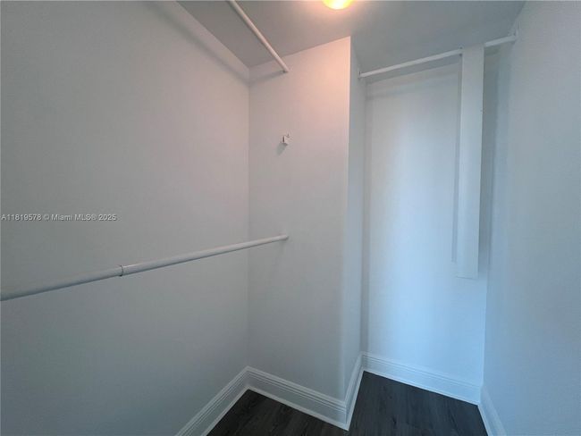 APT-2104 - 1250 S Miami Ave, Condo with 2 bedrooms, 2 bathrooms and null parking in Miami FL | Image 10