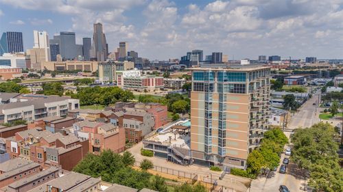 apt-602-1001 Belleview St, Dallas, TX, 75215-1830 | Card Image