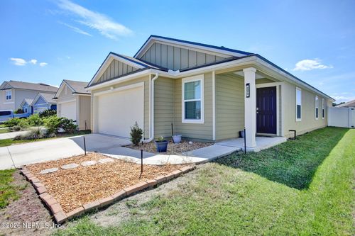 2479 Falling Star Ln, GREEN COVE SPRINGS, FL, 32043-8671 | Card Image
