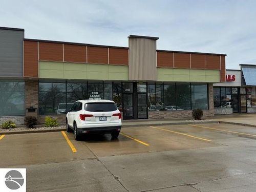 2108 S Mission St, Mt Pleasant, MI, 48858-4427 | Card Image
