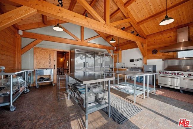 Barn Kitchen | Image 51