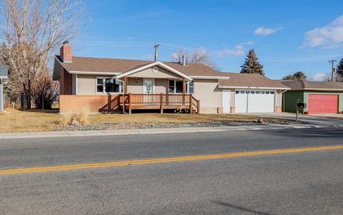 1313 Meadow Lane Ave, Cody, WY, 82414-4621 | Card Image