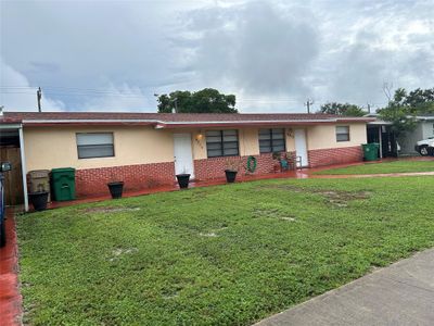 6210 Sw 39th Ct, Home with 0 bedrooms, 0 bathrooms and 8 parking in Davie FL | Image 1