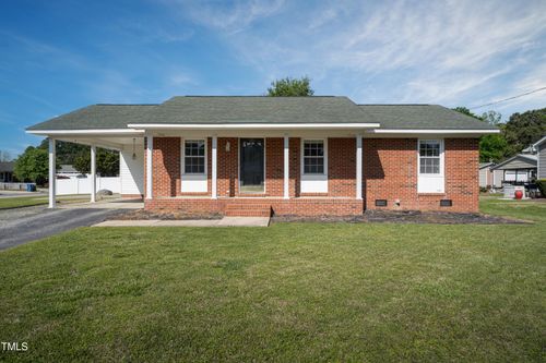 101 Pine St, Dunn, NC, 28334-8460 | Card Image