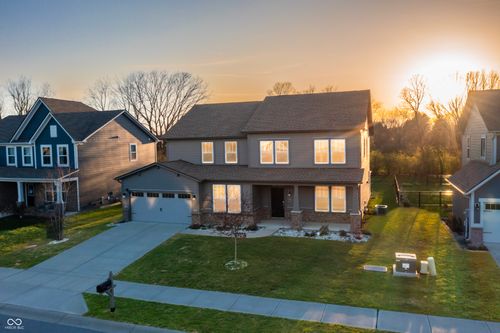 9800 Ridgecrest Ln, Mccordsville, IN, 46055-5535 | Card Image
