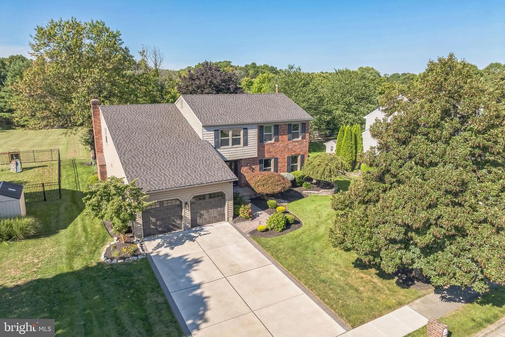 Apley Dr, Cherry Hill, NJ 08003