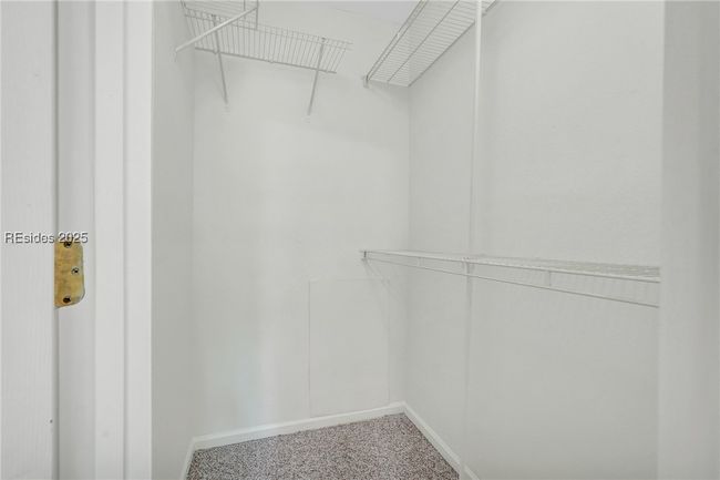 APT-1211 - 897 Fording Island Rd, Condo with 2 bedrooms, 2 bathrooms and null parking in Bluffton SC | Image 19