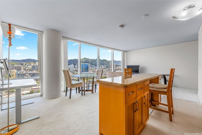 II-1801 - 1296 Kapiolani Blvd, Condo with 1 bedrooms, 1 bathrooms and 1 parking in Honolulu HI | Image 5