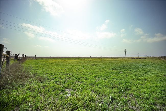 9522 County Road 1178, House other with 4 bedrooms, 4 bathrooms and null parking in Taft TX | Image 37