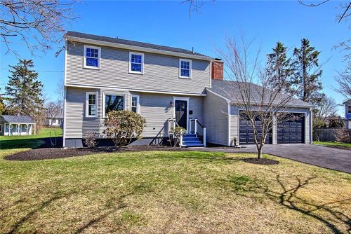 3 Pinetop Road, Barrington, RI, 02806 | Card Image