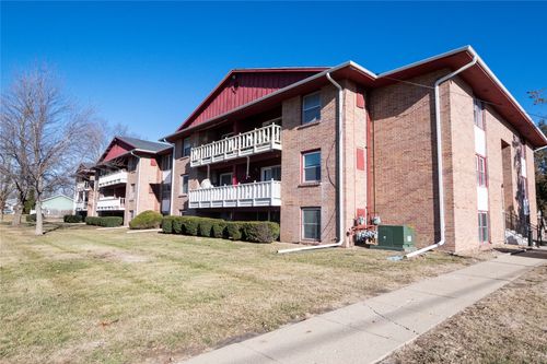 apt-209-7815 Douglas Ave, Urbandale, IA, 50322-2476 | Card Image