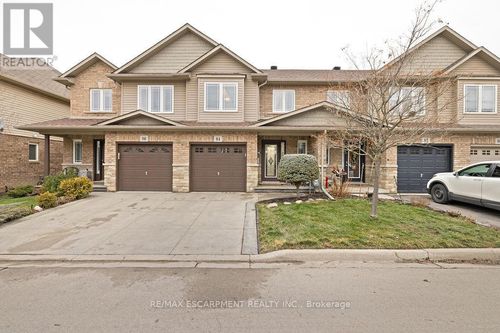 84 Periwinkle Drive, Hamilton, ON, L0R1P0 | Card Image