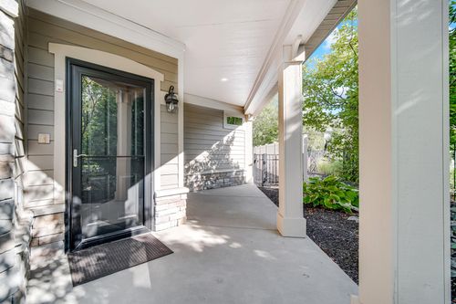 3153 Indian Summer Cir, Valparaiso, IN, 46385 | Card Image
