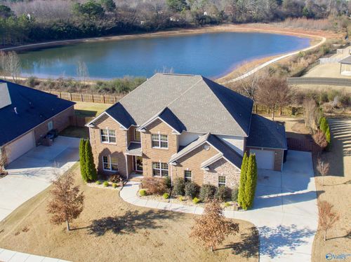 227 Nettles Dr Nw, Madison, AL, 35757-7668 | Card Image