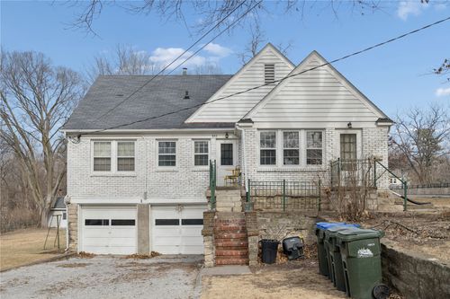 841-843 S Summit, Iowa City, IA, 52245 | Card Image