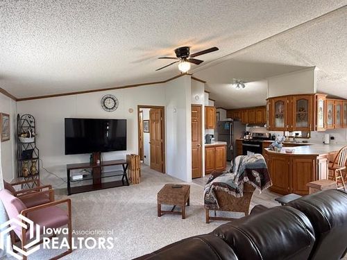 502 S Hosta Ave, Mount Pleasant, IA, 52641-1875 | Card Image