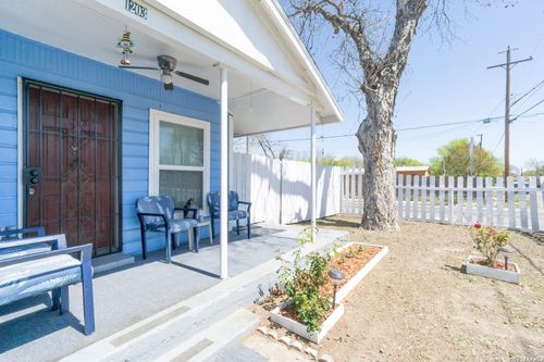 1203 Vickers Ave, San Antonio, TX, 78211-3119 | Card Image