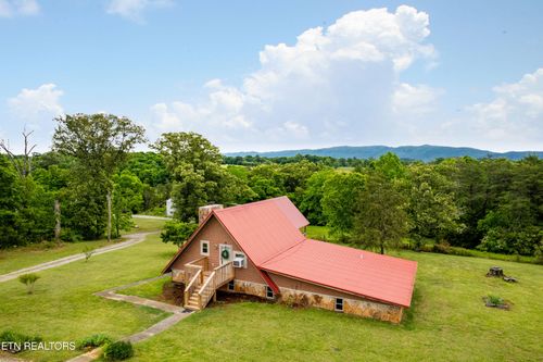 1222 Minnie Huskey Rd, Maryville, TN, 37801-1157 | Card Image