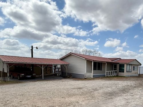 2631 Cr 160, Kenedy, TX, 78119 | Card Image