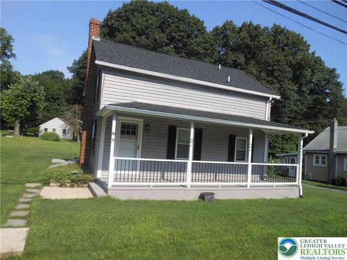 2814 Honeysuckle Rd, BETHLEHEM, PA, 18015-9039 | Card Image