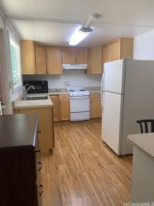 3031 Libert St, Honolulu, HI, 96816-1918 | Card Image