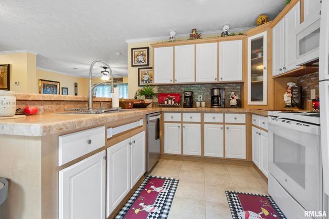205 Sassie Ln, House other with 3 bedrooms, 2 bathrooms and null parking in Herrin IL | Image 10