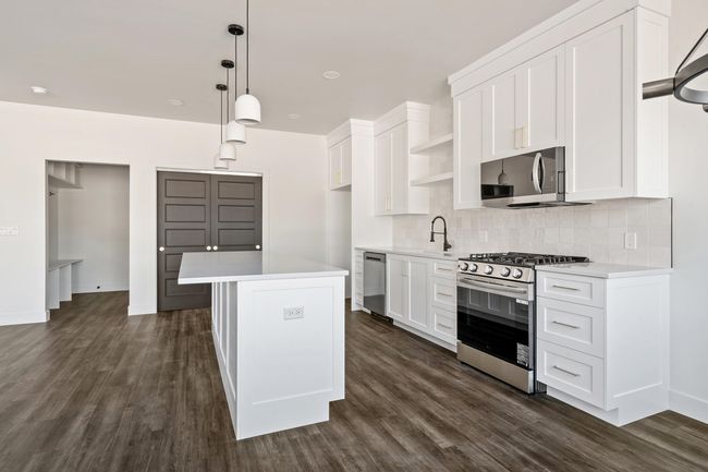 Kitchen | Image 11