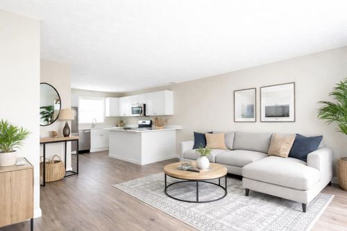 3794 Woodgate Dr, Traverse City, MI, 49686-6328 | Card Image