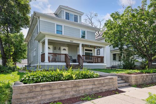 2-3023 Dupont Ave S, Minneapolis, MN, 55408-2706 | Card Image