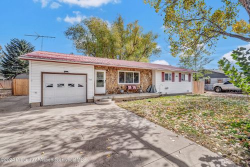 565 Steele Street, Craig, CO, 81625 | Card Image