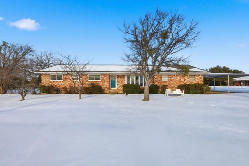 107 N 7th St, Krum, TX, 76249-9520 | Card Image