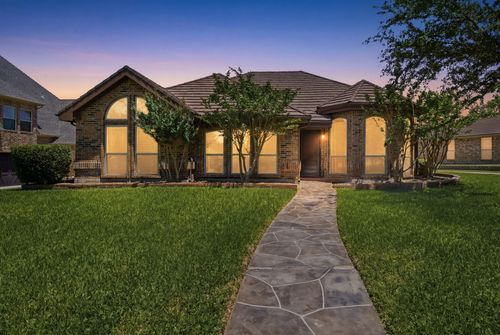 3220 Evan Dr, Hurst, TX, 76054-2056 | Card Image